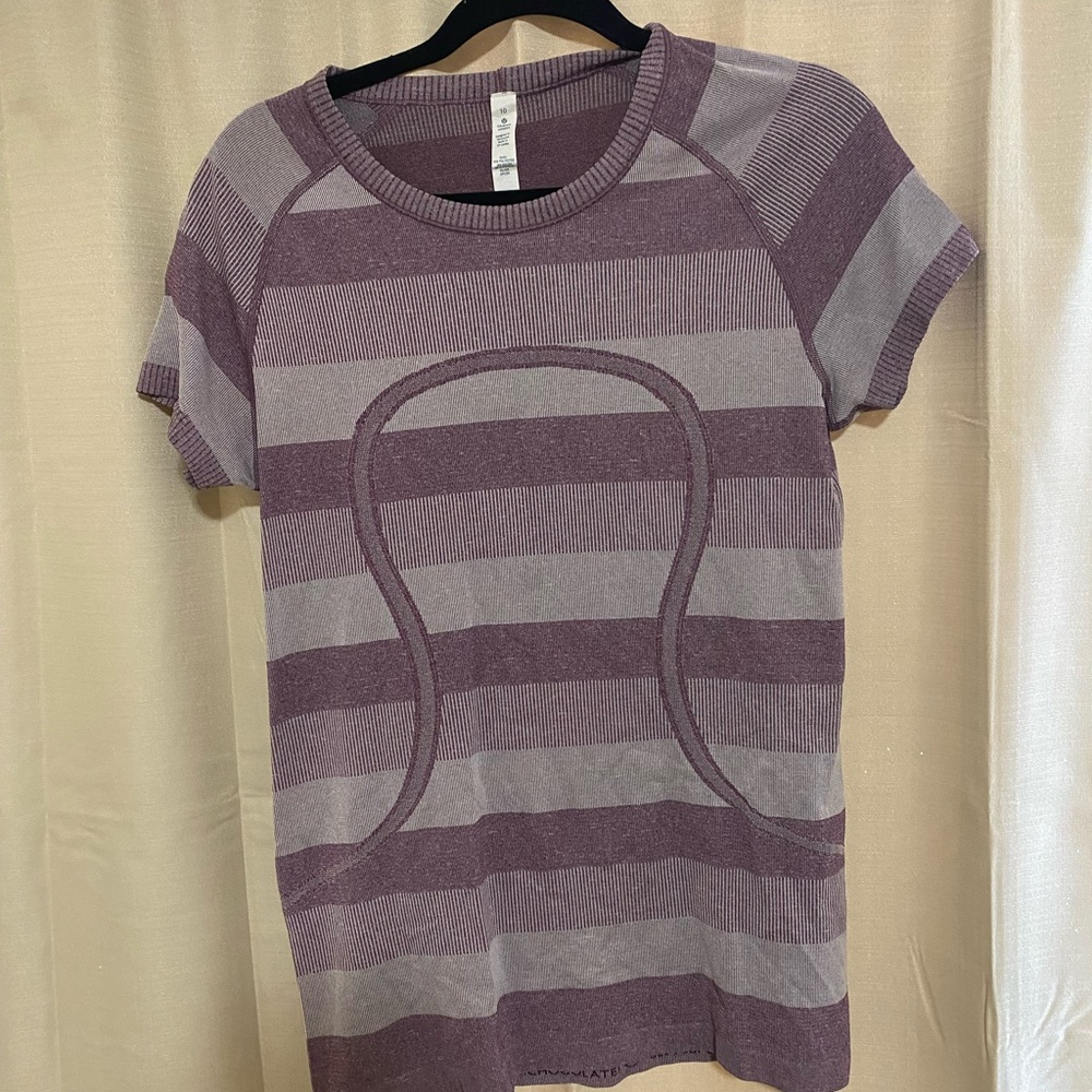 Lululemon swiftly tech short sleeve